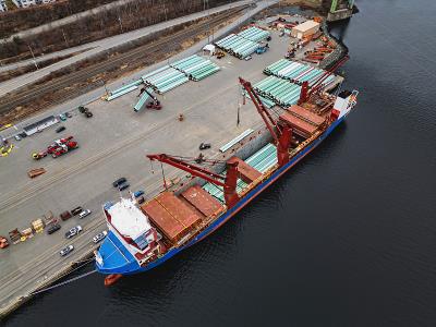 初级农产品采用山东烟台跨国货运运送至英国