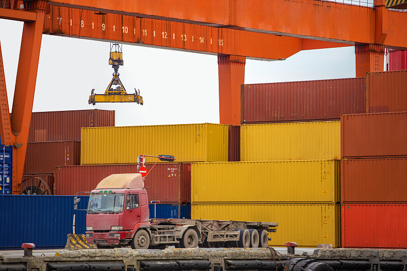 散货和拼箱运输有何不同？