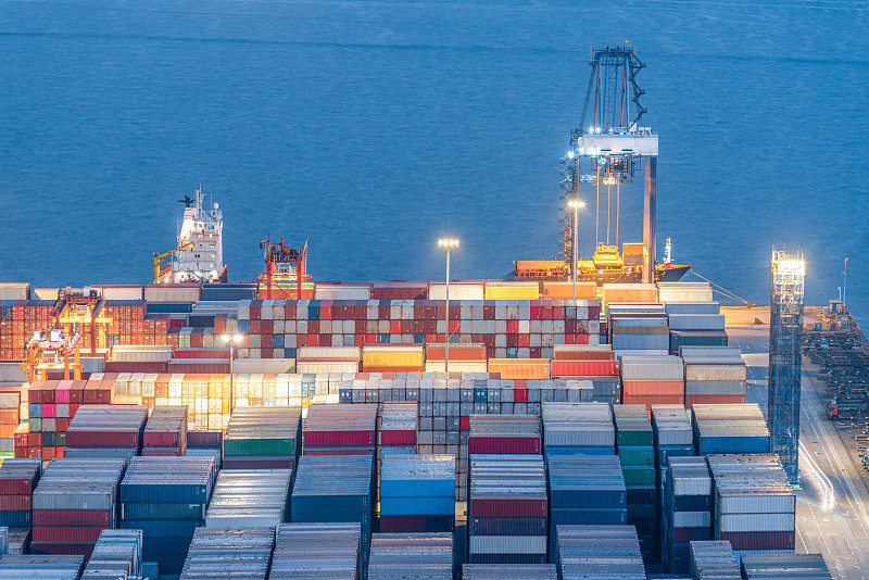 德鲁里：1.27全球集装箱运价综合指数下跌2%，同比下跌78%