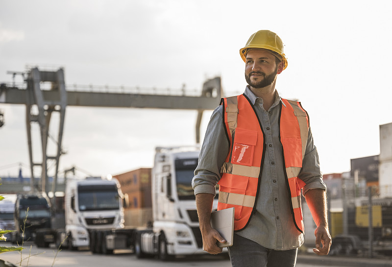 中谷海运集团与江苏省港口集团，宣布战略合作！