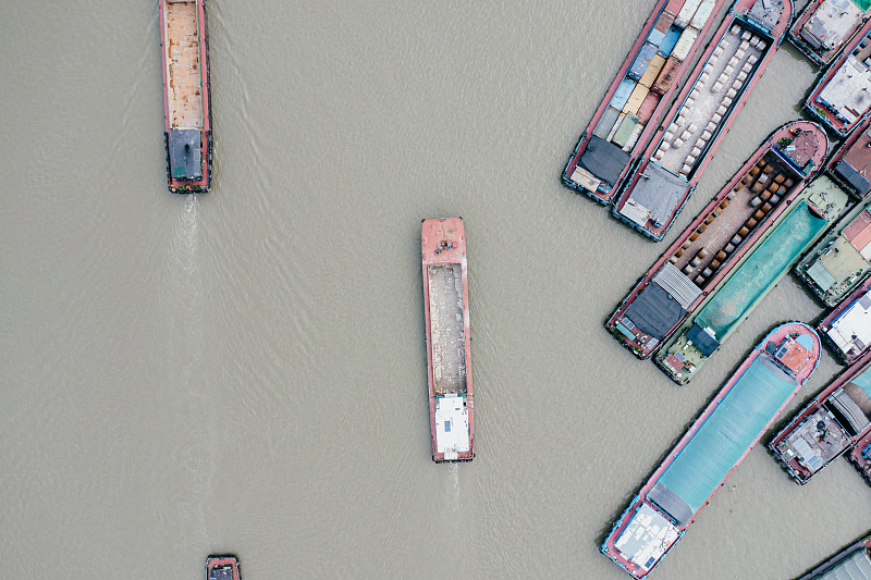 亚马逊最新数据发布！2023年，卖家这么做才能赚大钱！