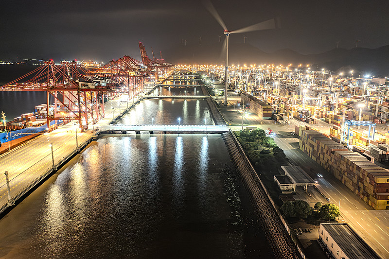 海陆空高效集约 与香港齐头并进 深圳发力构建全球物流枢纽