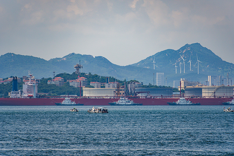 再停航36%运力，已导致海运价格上涨，且舱位紧张