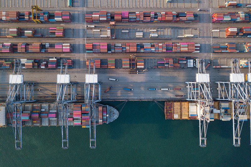 时效离谱，某货代疑似收了空派的钱，发海派！