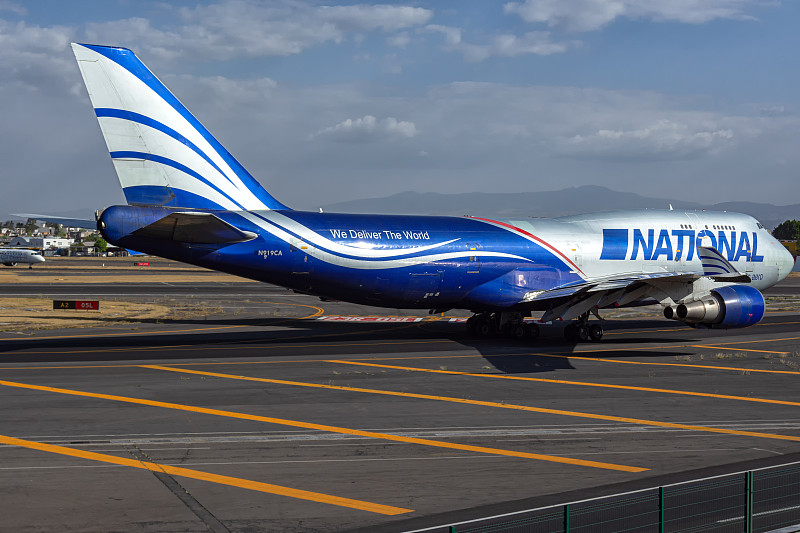 加拿大.伊武吉维克机场