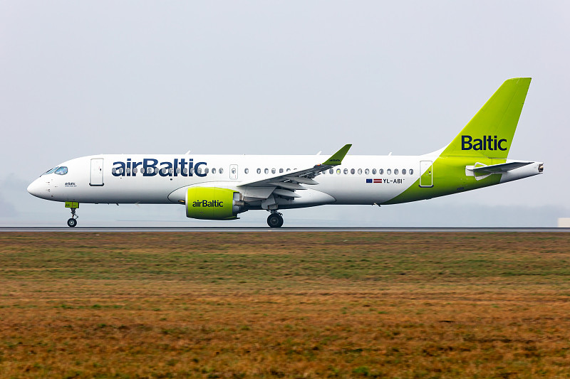 加拿大.埃利奥特湖机场