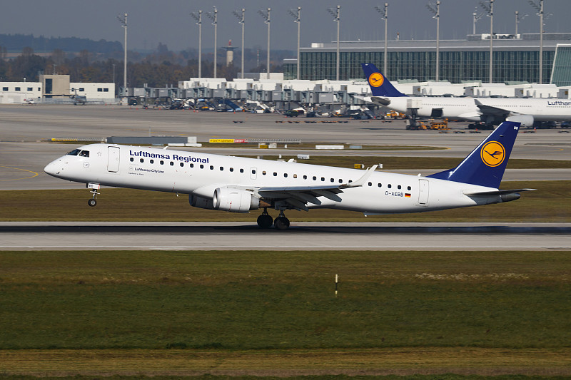 孟加拉.拉尔莫尼哈德机场