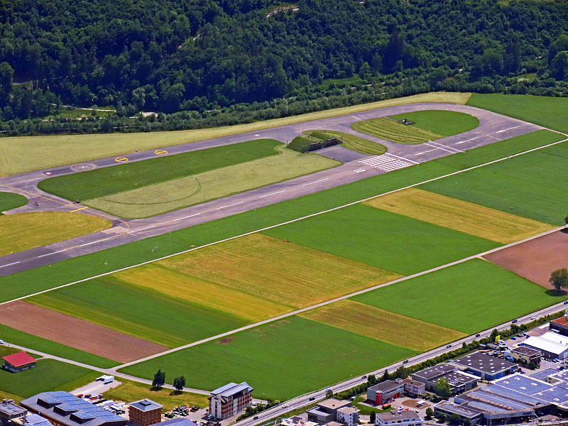 加拿大.霍普辛普森港机场