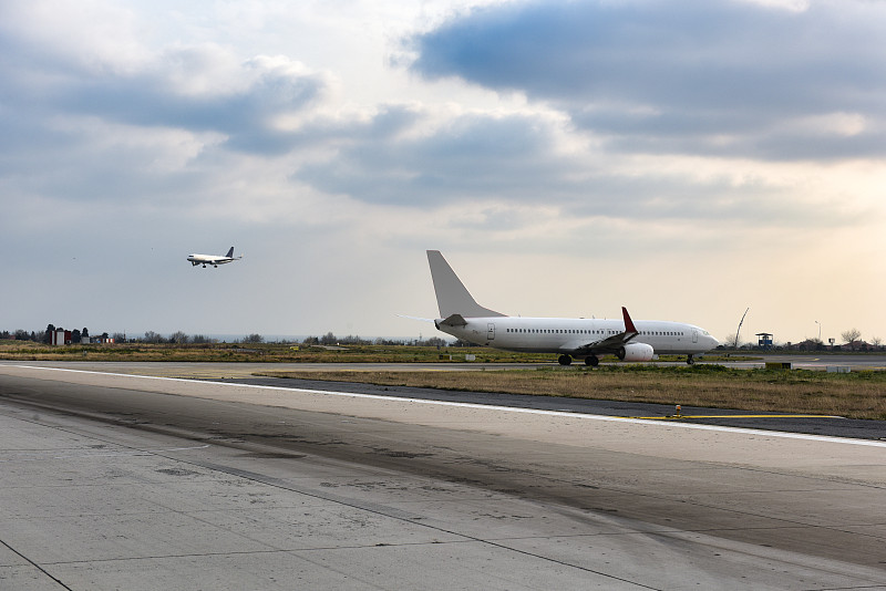 加拿大.贝克湖机场