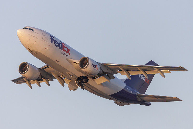 加拿大.科罗内申机场